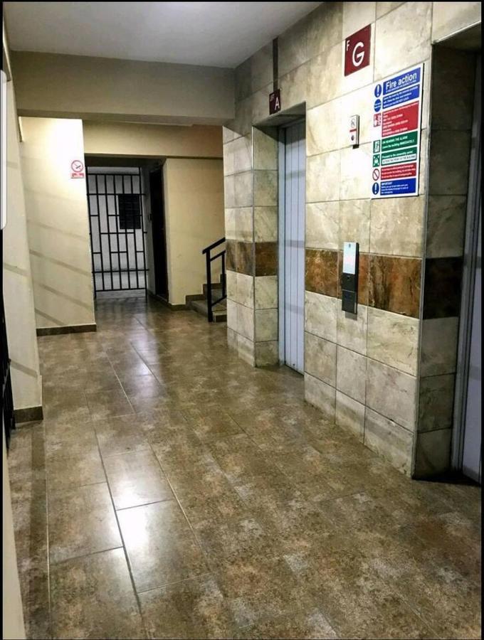 Nairobi West Suites Extérieur photo